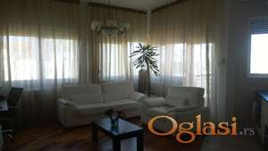 PRODAJEMO- Trosoban stan na Bulevaru Evrope